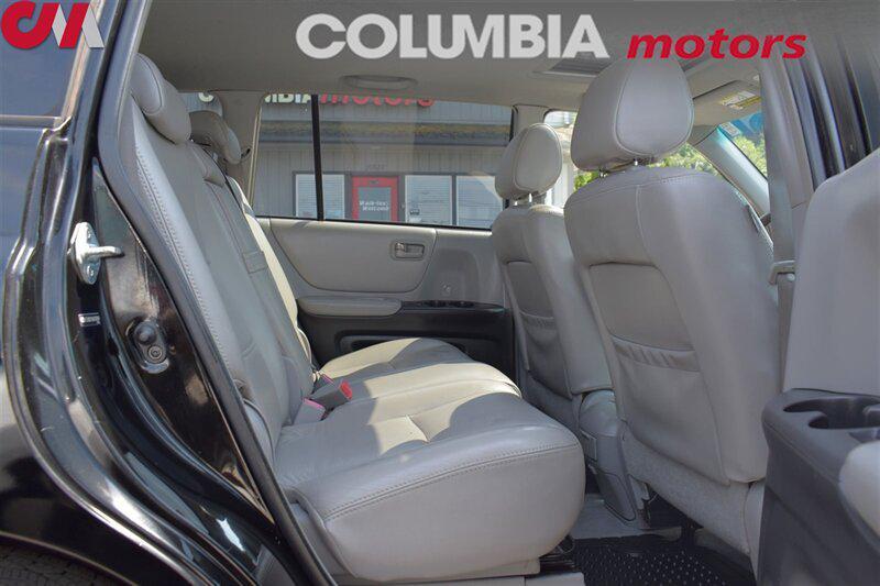 used 2006 Toyota Highlander Hybrid car, priced at $8,991