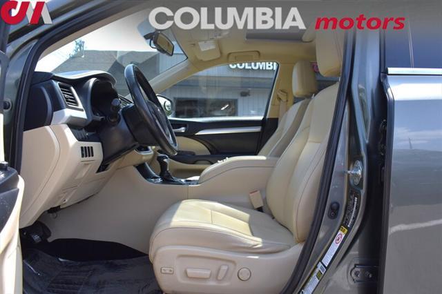 used 2014 Toyota Highlander car, priced at $16,991