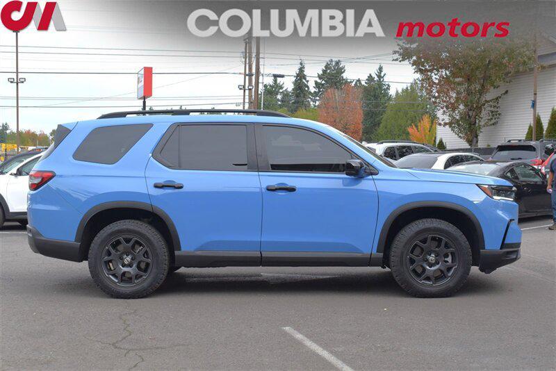 used 2025 Honda Pilot car, priced at $35,991