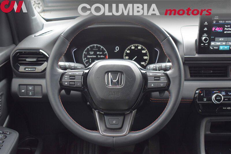 used 2025 Honda Pilot car, priced at $35,991