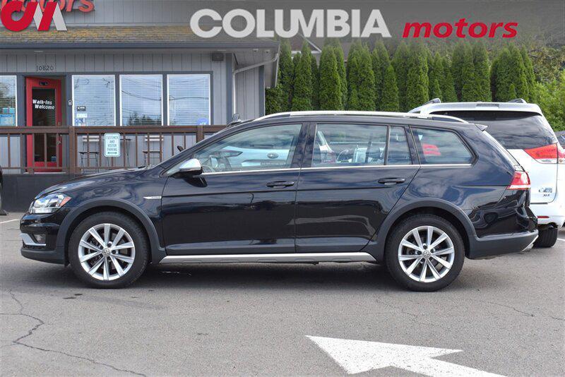 used 2018 Volkswagen Golf Alltrack car, priced at $16,491