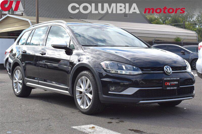 used 2018 Volkswagen Golf Alltrack car, priced at $16,491