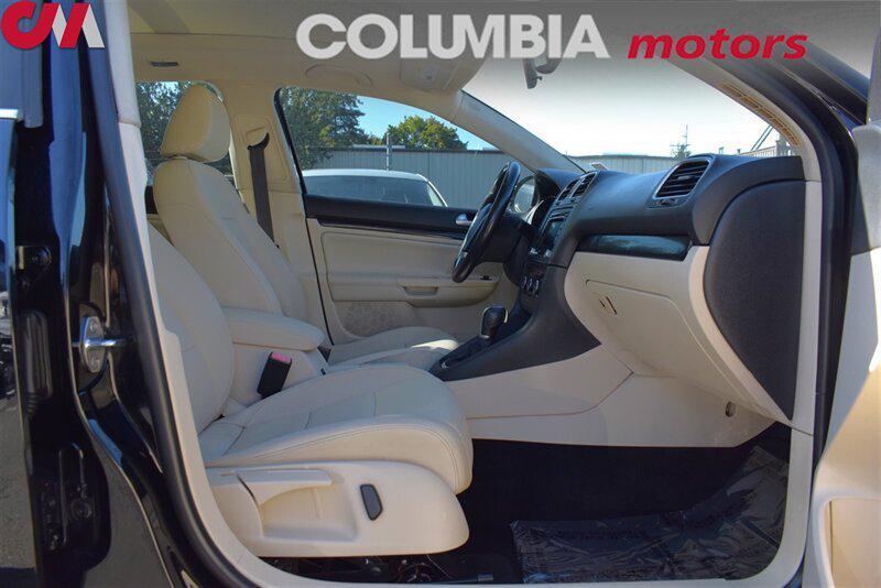 used 2014 Volkswagen Jetta SportWagen car, priced at $10,491