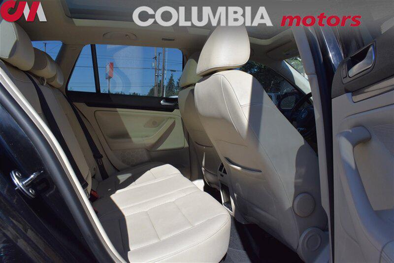 used 2014 Volkswagen Jetta SportWagen car, priced at $10,491