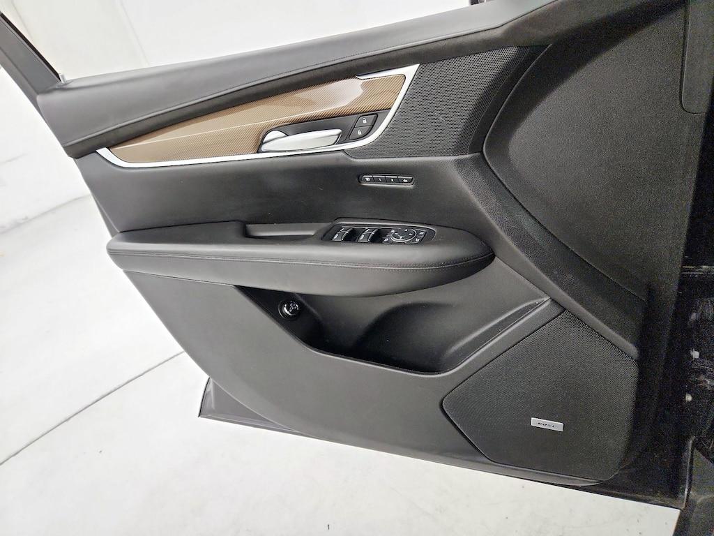 used 2017 Cadillac XT5 car, priced at $19,998