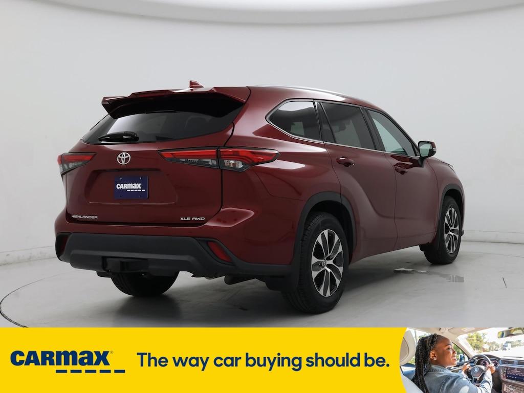 used 2022 Toyota Highlander car, priced at $40,998