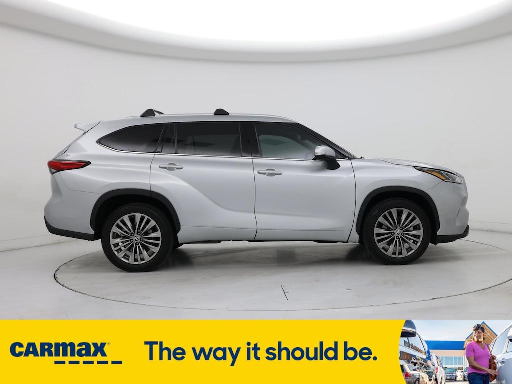 used 2021 Toyota Highlander car, priced at $38,998