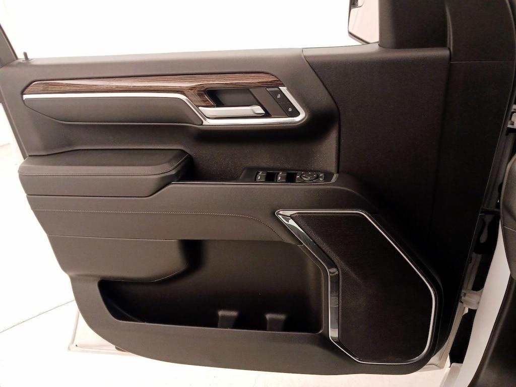 used 2023 GMC Sierra 1500 car, priced at $37,998