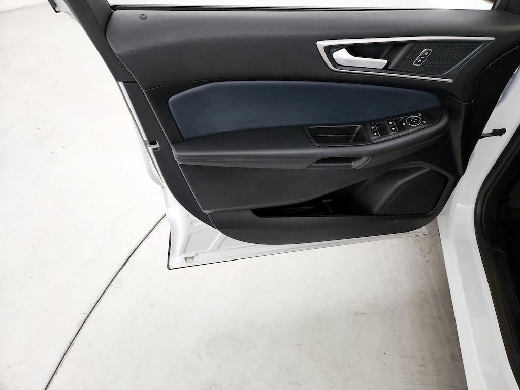 used 2024 Ford Edge car, priced at $27,998