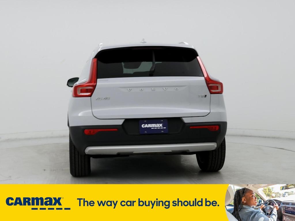 used 2021 Volvo XC40 car, priced at $22,998