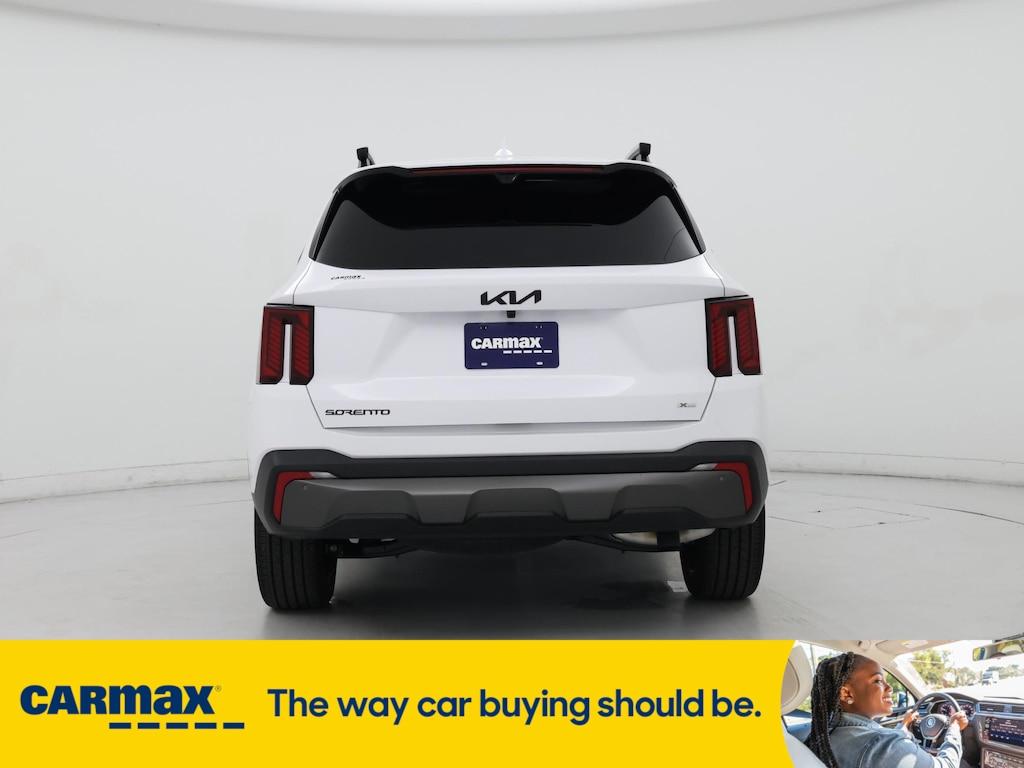 used 2025 Kia Sorento car, priced at $43,998