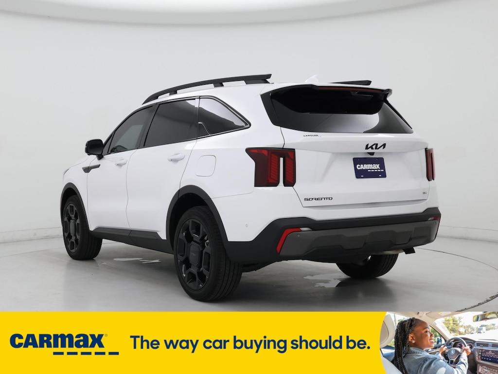 used 2025 Kia Sorento car, priced at $43,998