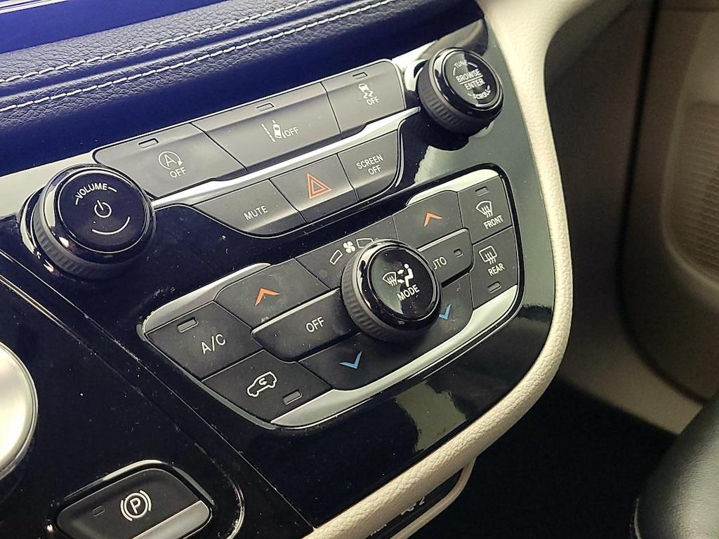 used 2022 Chrysler Pacifica car, priced at $29,998