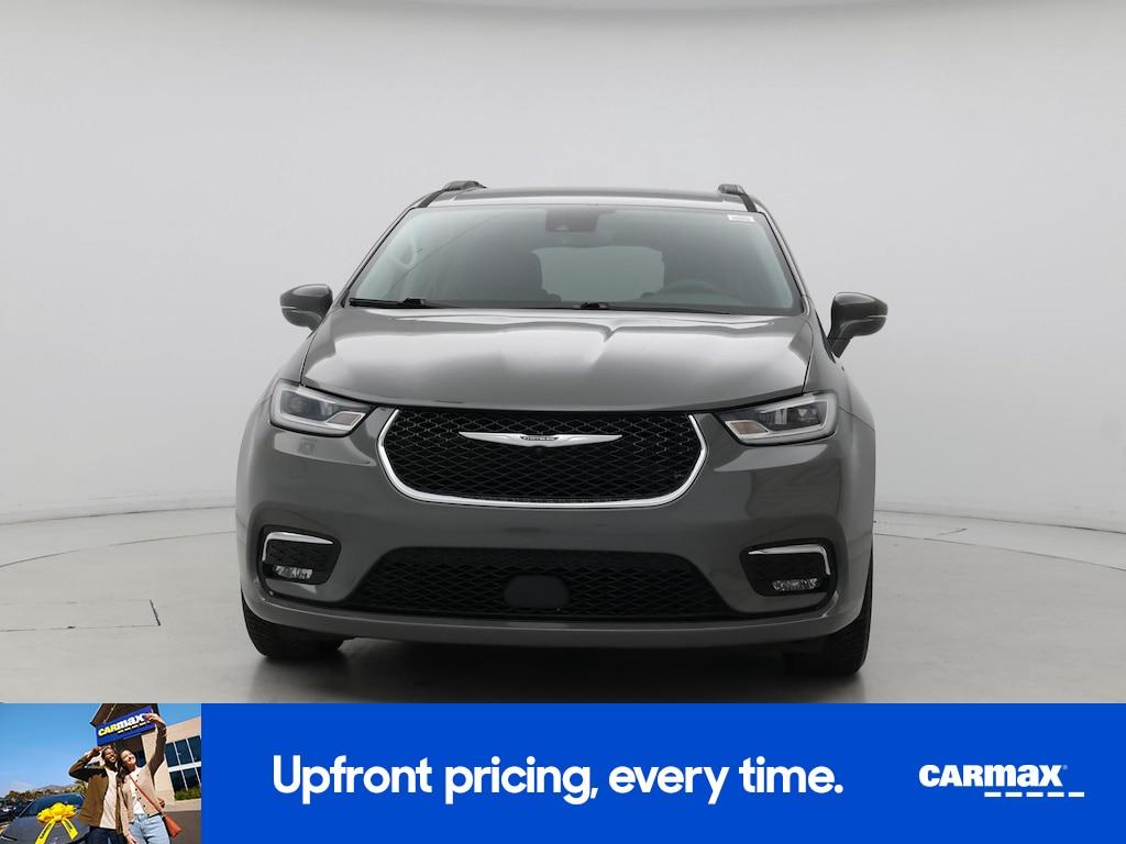 used 2022 Chrysler Pacifica car, priced at $29,998