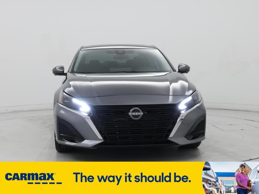 used 2023 Nissan Altima car, priced at $27,998