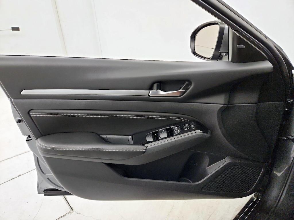 used 2023 Nissan Altima car, priced at $27,998