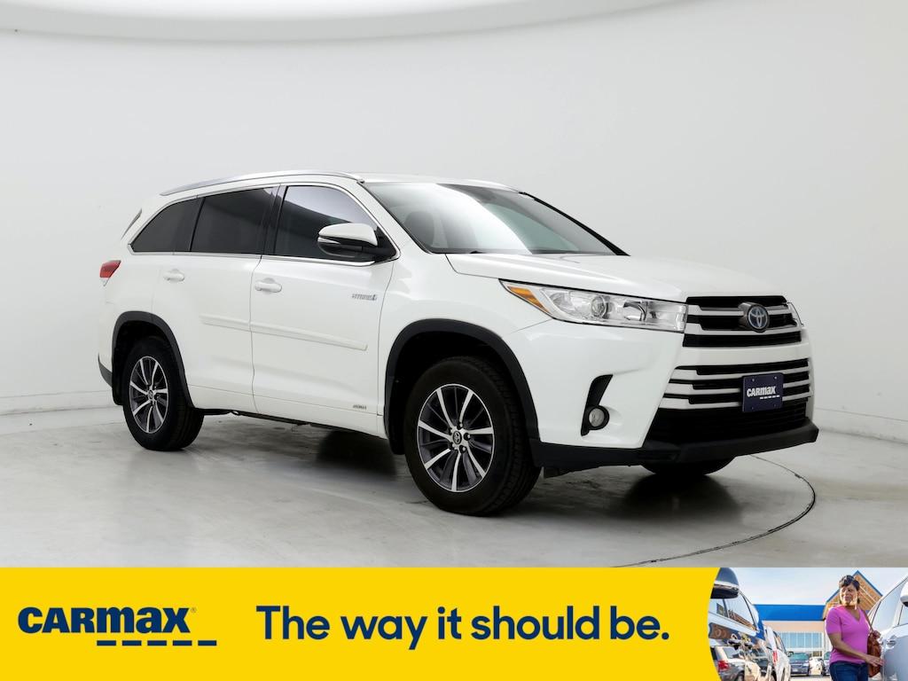 used 2017 Toyota Highlander Hybrid car, priced at $25,998