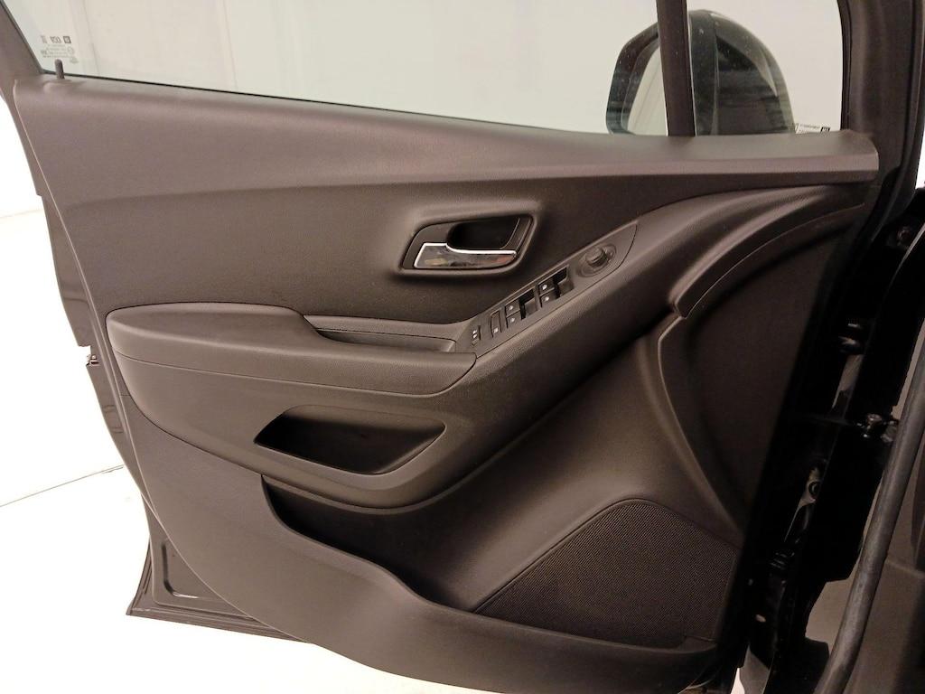 used 2020 Chevrolet Trax car, priced at $15,998