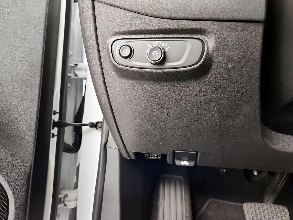 used 2022 Chevrolet Equinox car, priced at $19,998