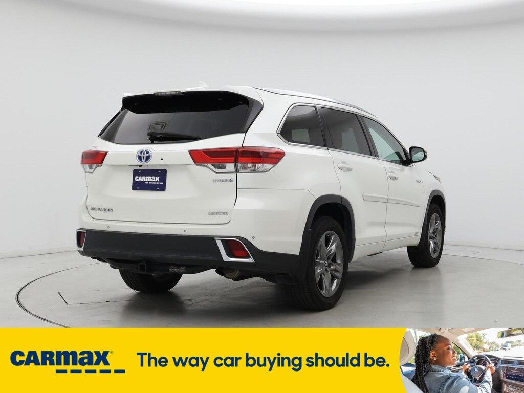 used 2017 Toyota Highlander Hybrid car, priced at $28,998
