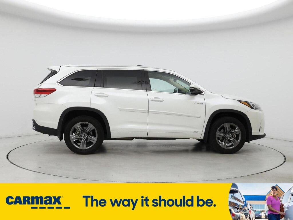 used 2017 Toyota Highlander Hybrid car, priced at $28,998