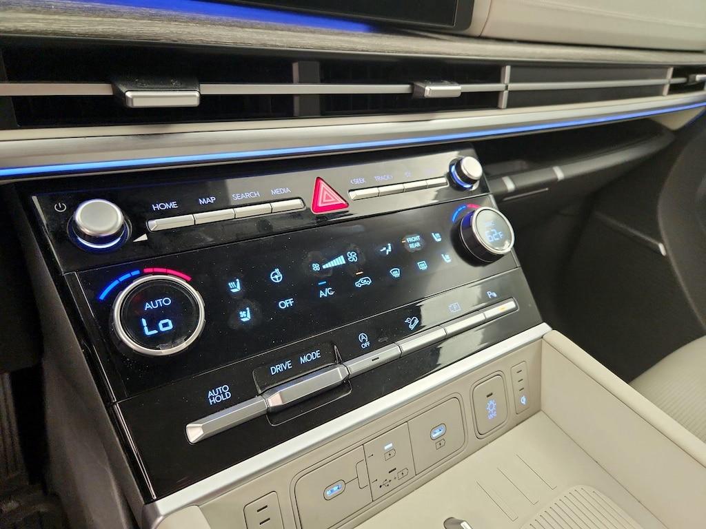 used 2024 Hyundai Santa Fe car, priced at $41,998