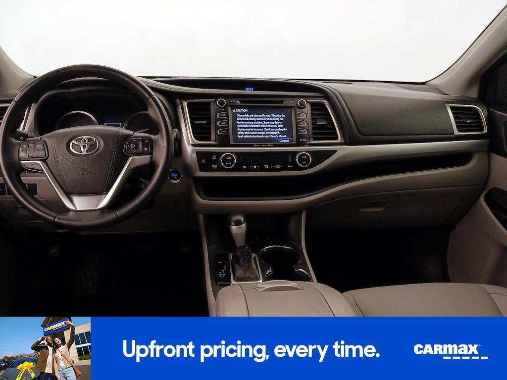 used 2016 Toyota Highlander car, priced at $18,998