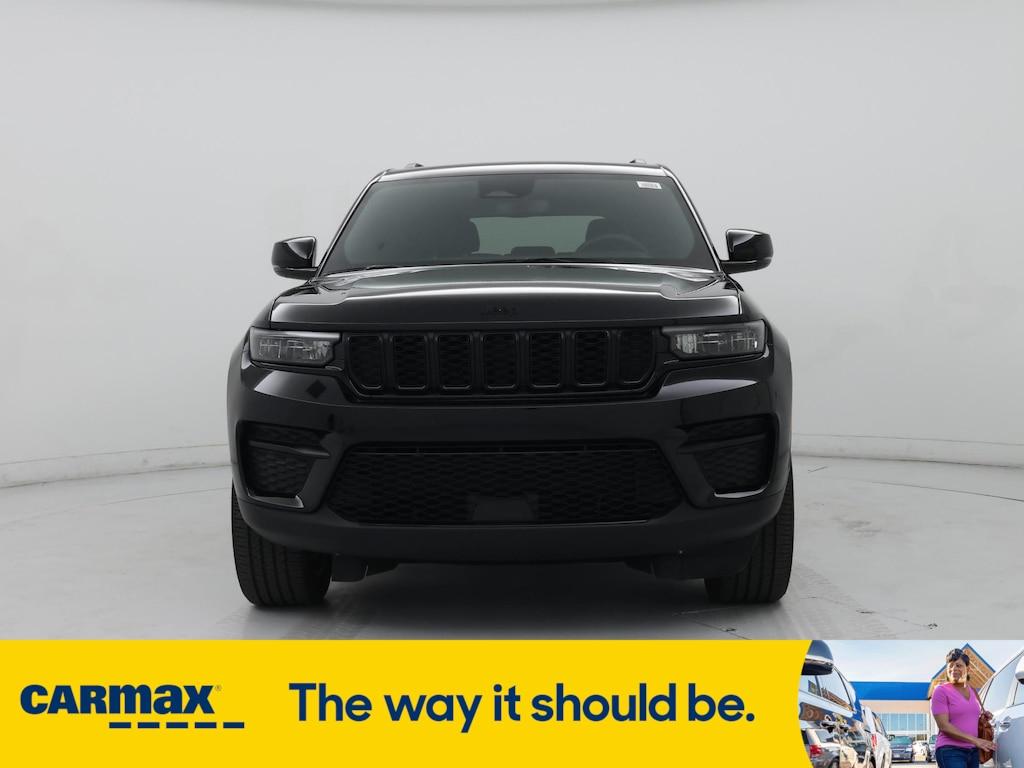 used 2024 Jeep Grand Cherokee car, priced at $38,998