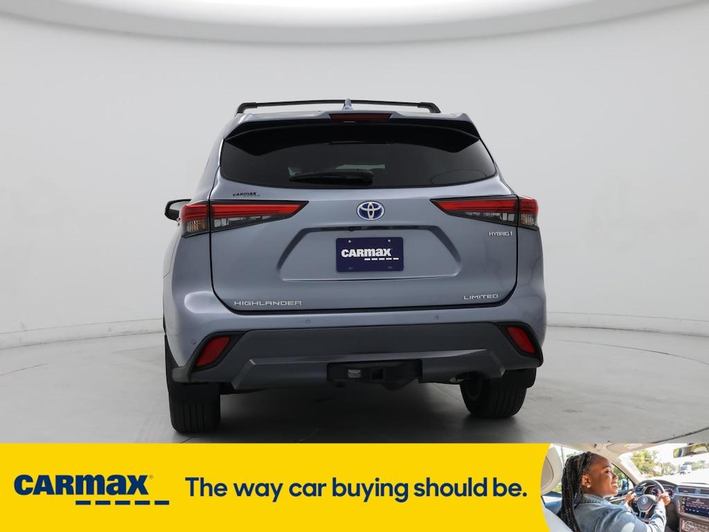 used 2023 Toyota Highlander Hybrid car, priced at $47,998