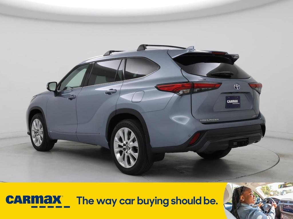 used 2023 Toyota Highlander Hybrid car, priced at $47,998
