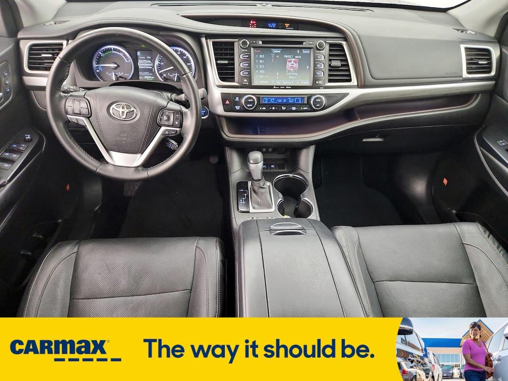 used 2017 Toyota Highlander Hybrid car, priced at $25,998