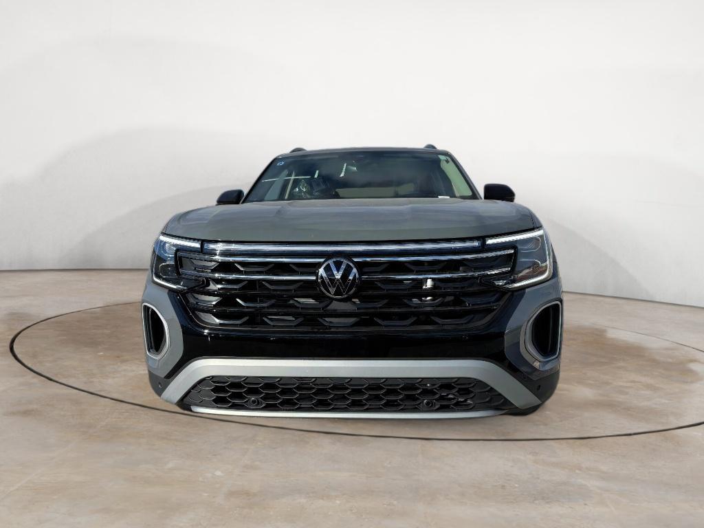 new 2025 Volkswagen Atlas car, priced at $46,548