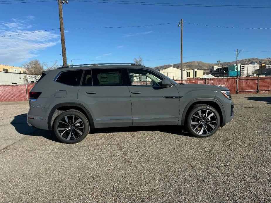 new 2025 Volkswagen Atlas car, priced at $53,017