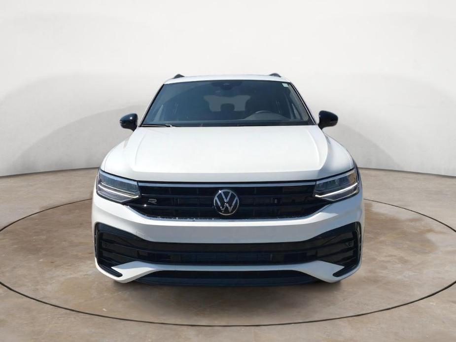 new 2024 Volkswagen Tiguan car, priced at $34,191