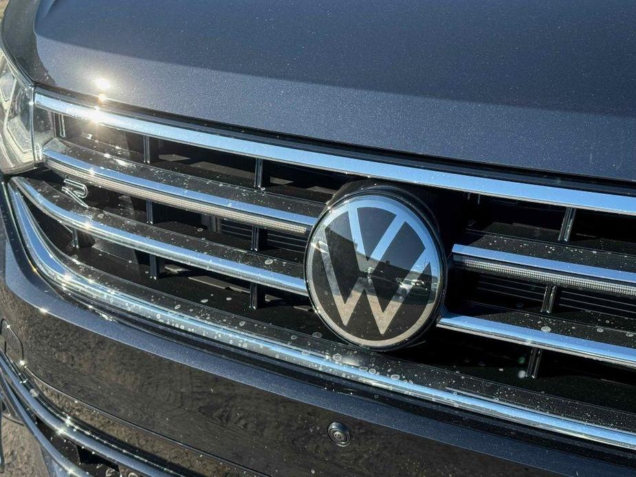 new 2024 Volkswagen Tiguan car, priced at $37,441