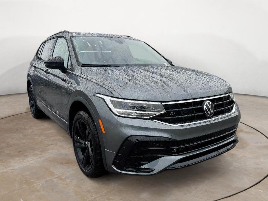 new 2024 Volkswagen Tiguan car, priced at $34,489