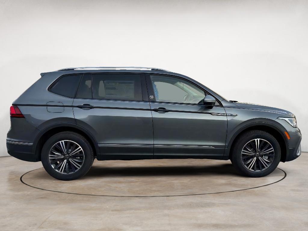 new 2024 Volkswagen Tiguan car, priced at $31,413