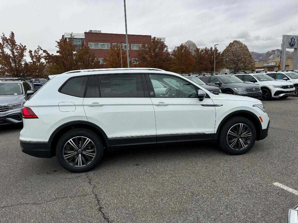 new 2024 Volkswagen Tiguan car, priced at $31,413