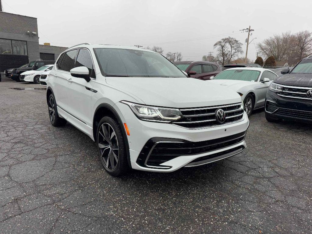 used 2024 Volkswagen Tiguan car