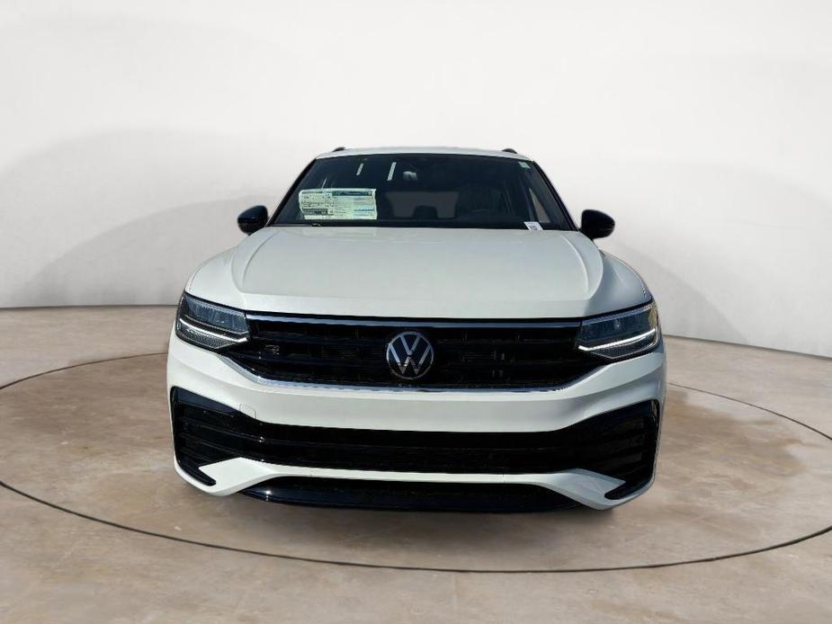 new 2024 Volkswagen Tiguan car, priced at $34,695