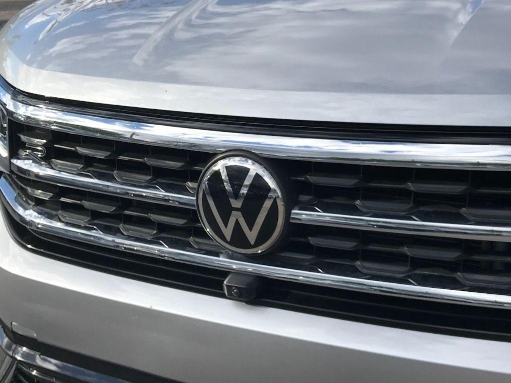 used 2021 Volkswagen Atlas Cross Sport car, priced at $35,496