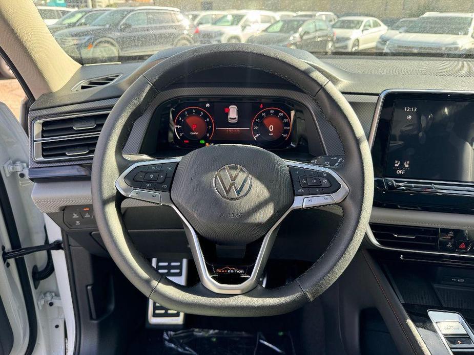 new 2024 Volkswagen Atlas car, priced at $44,376