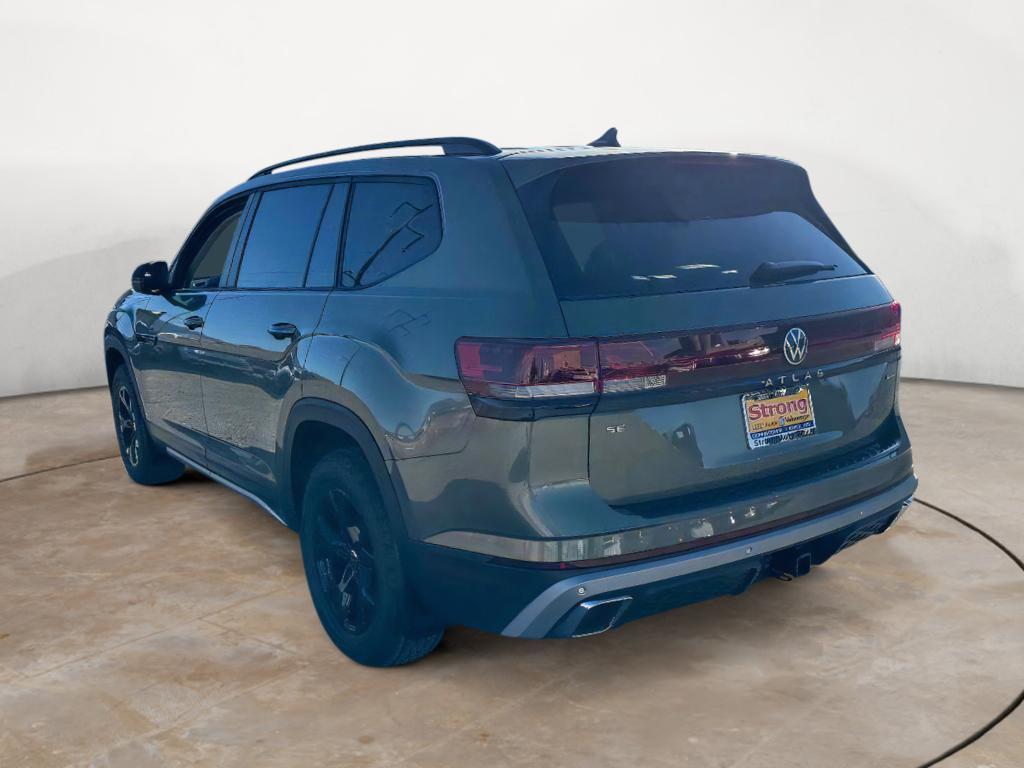 new 2025 Volkswagen Atlas car, priced at $46,111