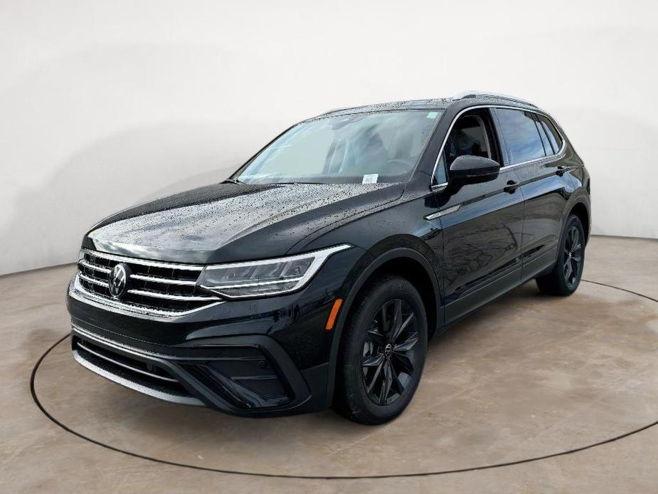 new 2024 Volkswagen Tiguan car, priced at $32,307