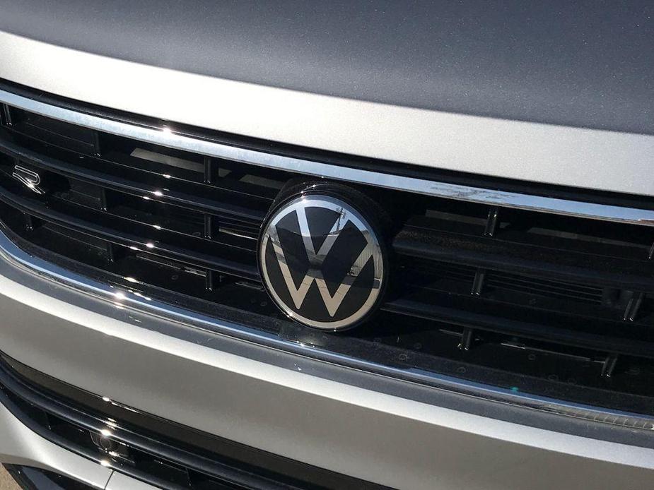 new 2024 Volkswagen Tiguan car, priced at $34,450