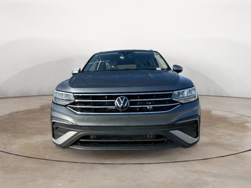 new 2024 Volkswagen Tiguan car, priced at $31,413