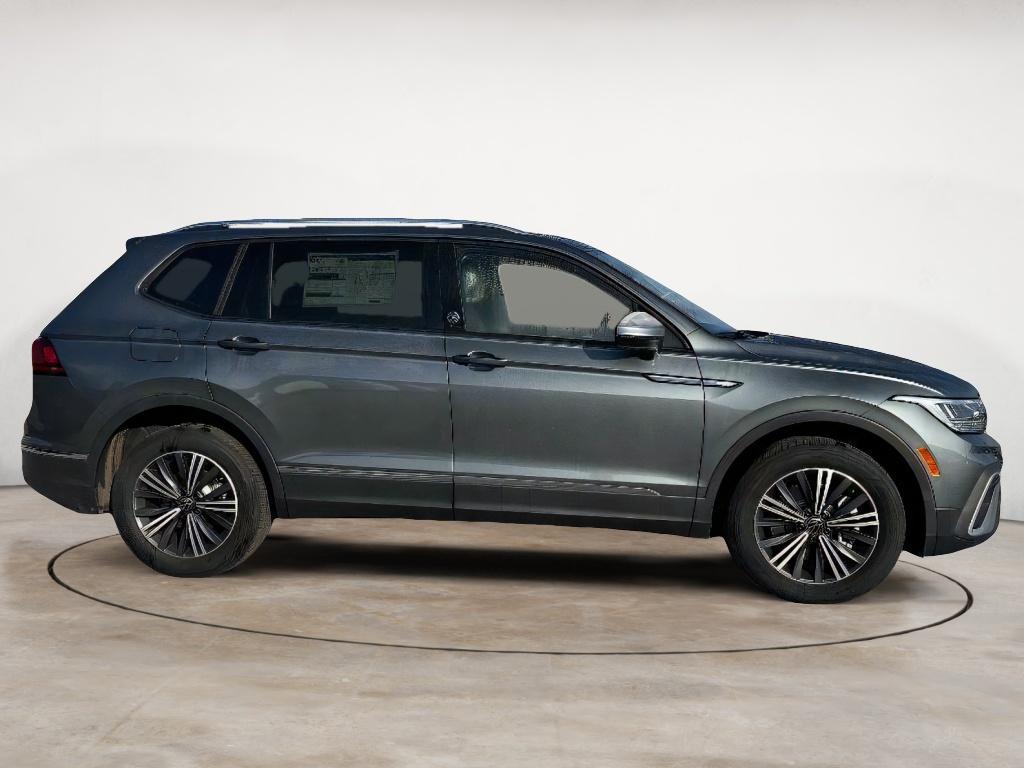 new 2024 Volkswagen Tiguan car, priced at $31,413