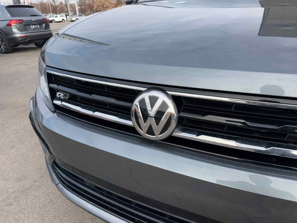 used 2021 Volkswagen Tiguan car, priced at $25,675