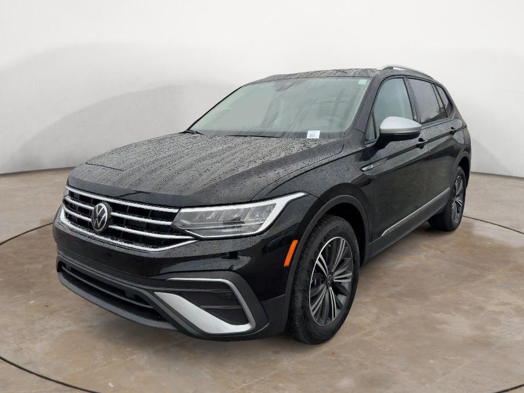 new 2024 Volkswagen Tiguan car, priced at $32,013