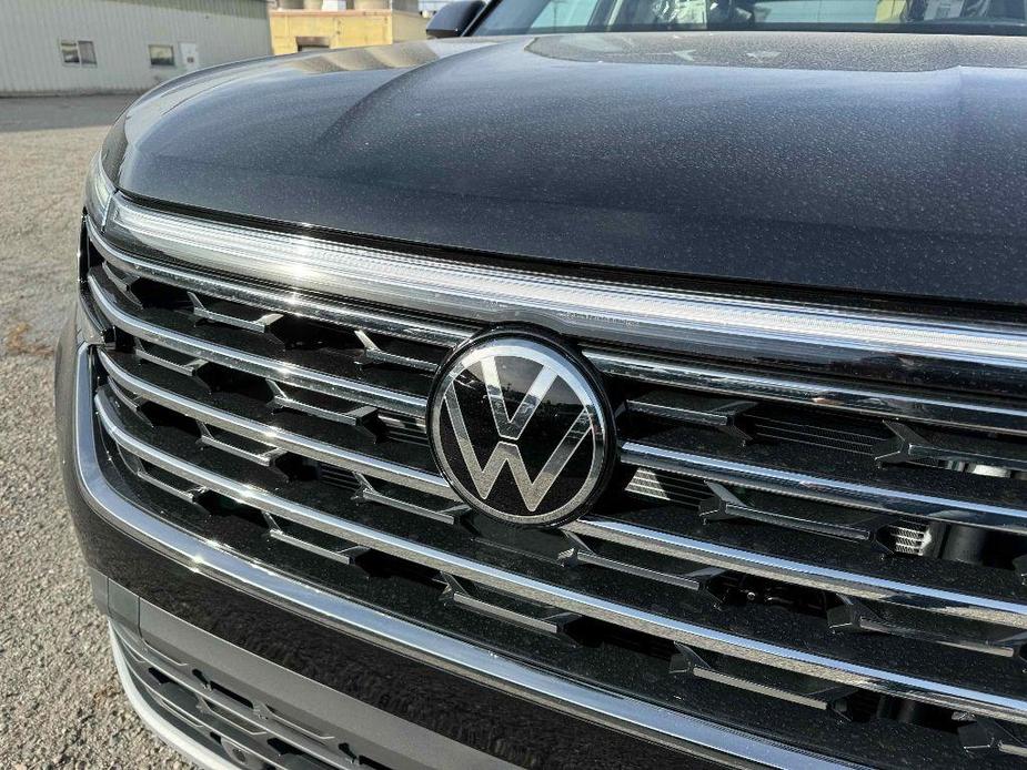 new 2025 Volkswagen Atlas car, priced at $47,741